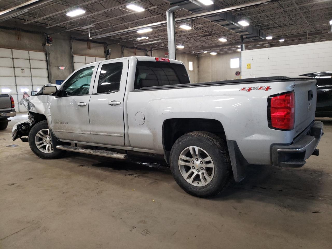 2015 Chevrolet Silverado - Image 2