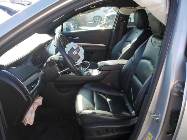  CADILLAC XT4 2021 Серебристый