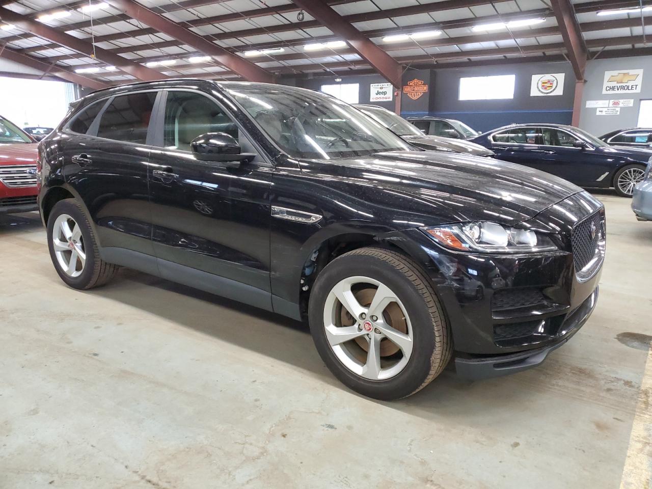 2017 Jaguar F-Pace - Image 4
