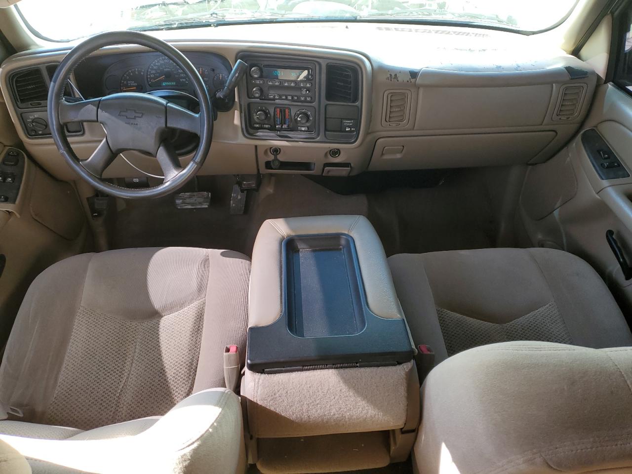 2004 Chevrolet Silverado - Image 8