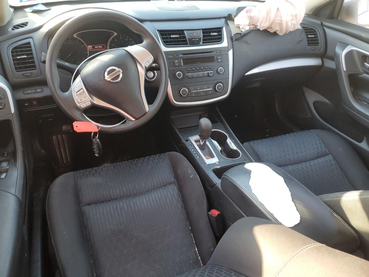 2016 Nissan Altima - Image 8