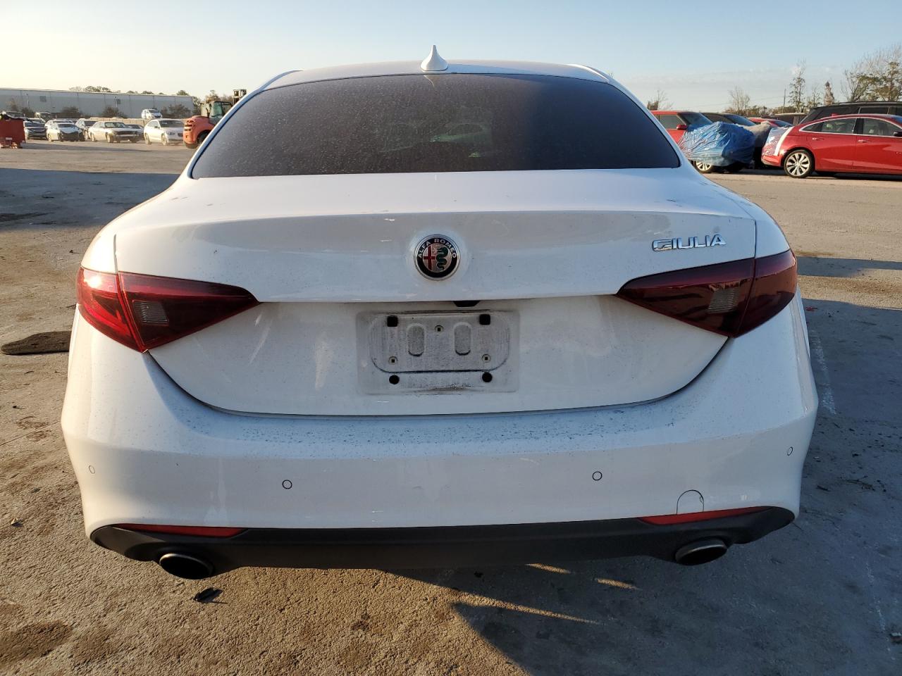 2018 Alfa Romeo Giulia - Image 6