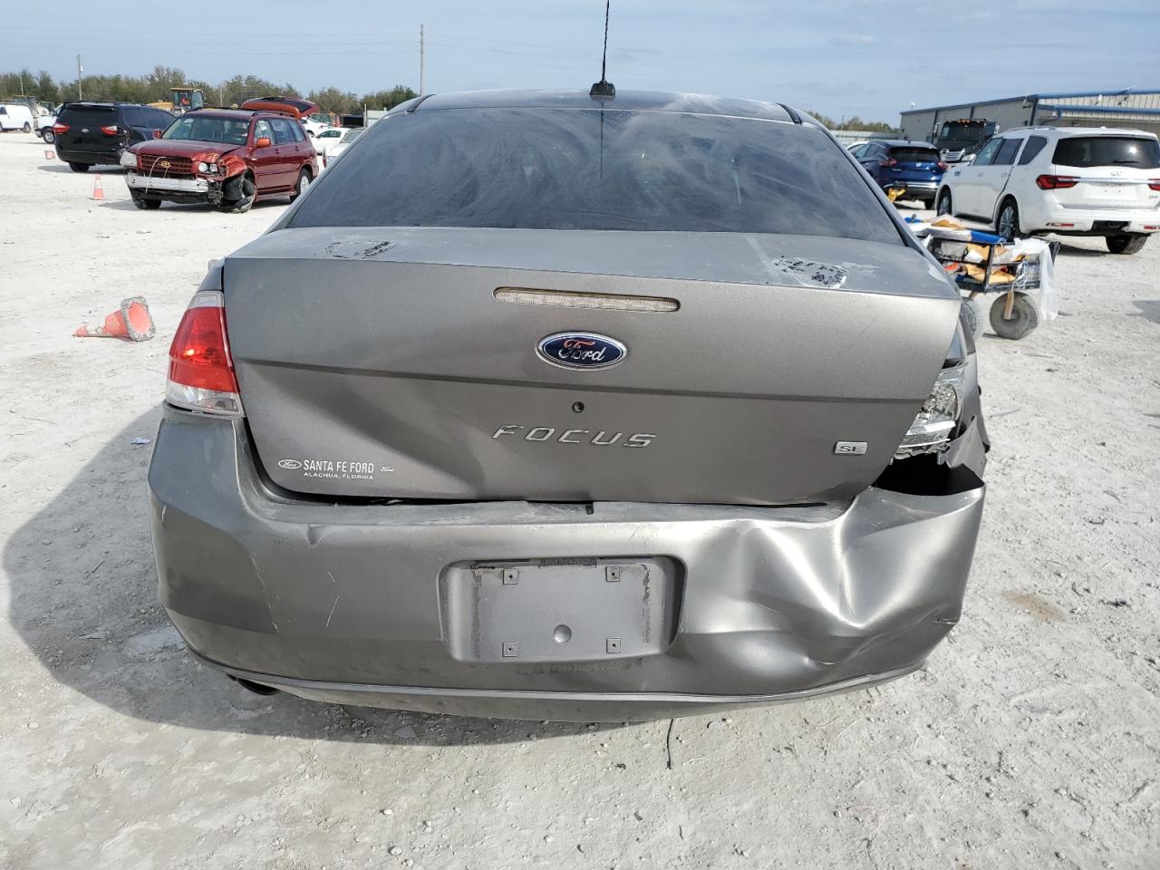 2010 Ford Focus - Image 6