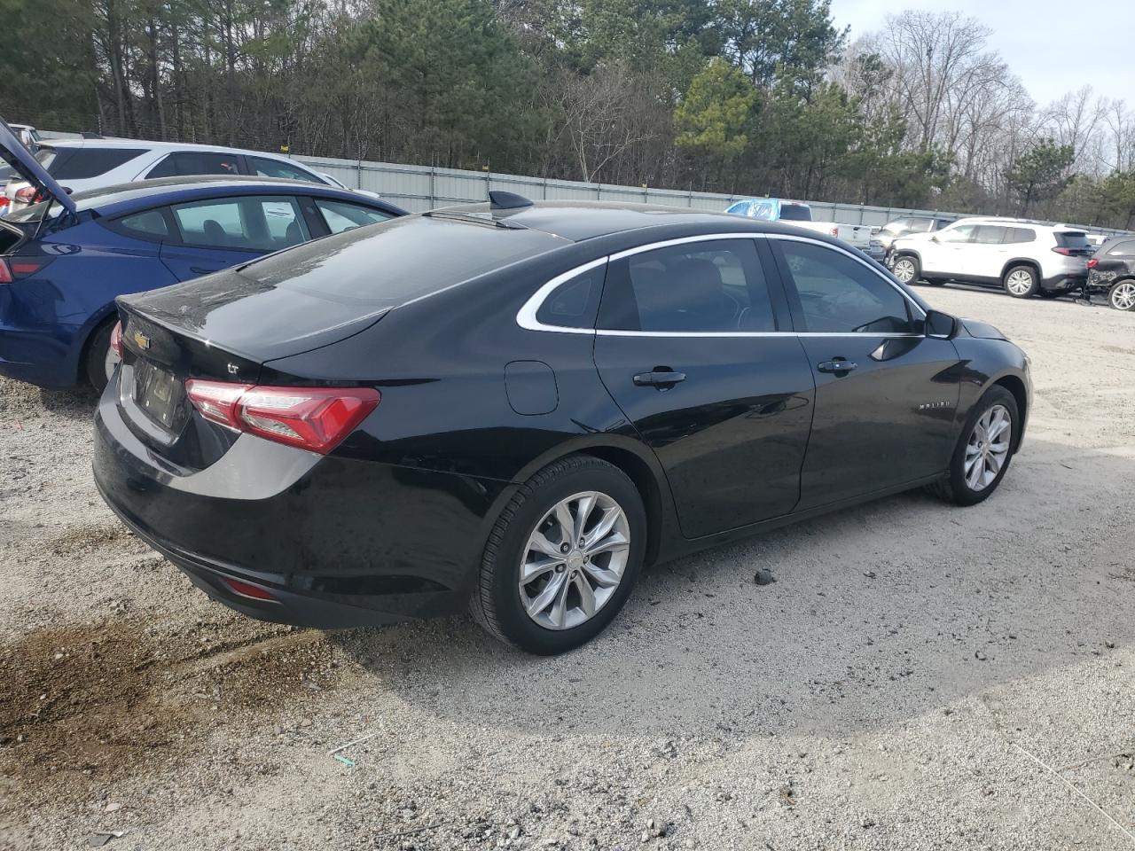 2021 Chevrolet Malibu - Image 3