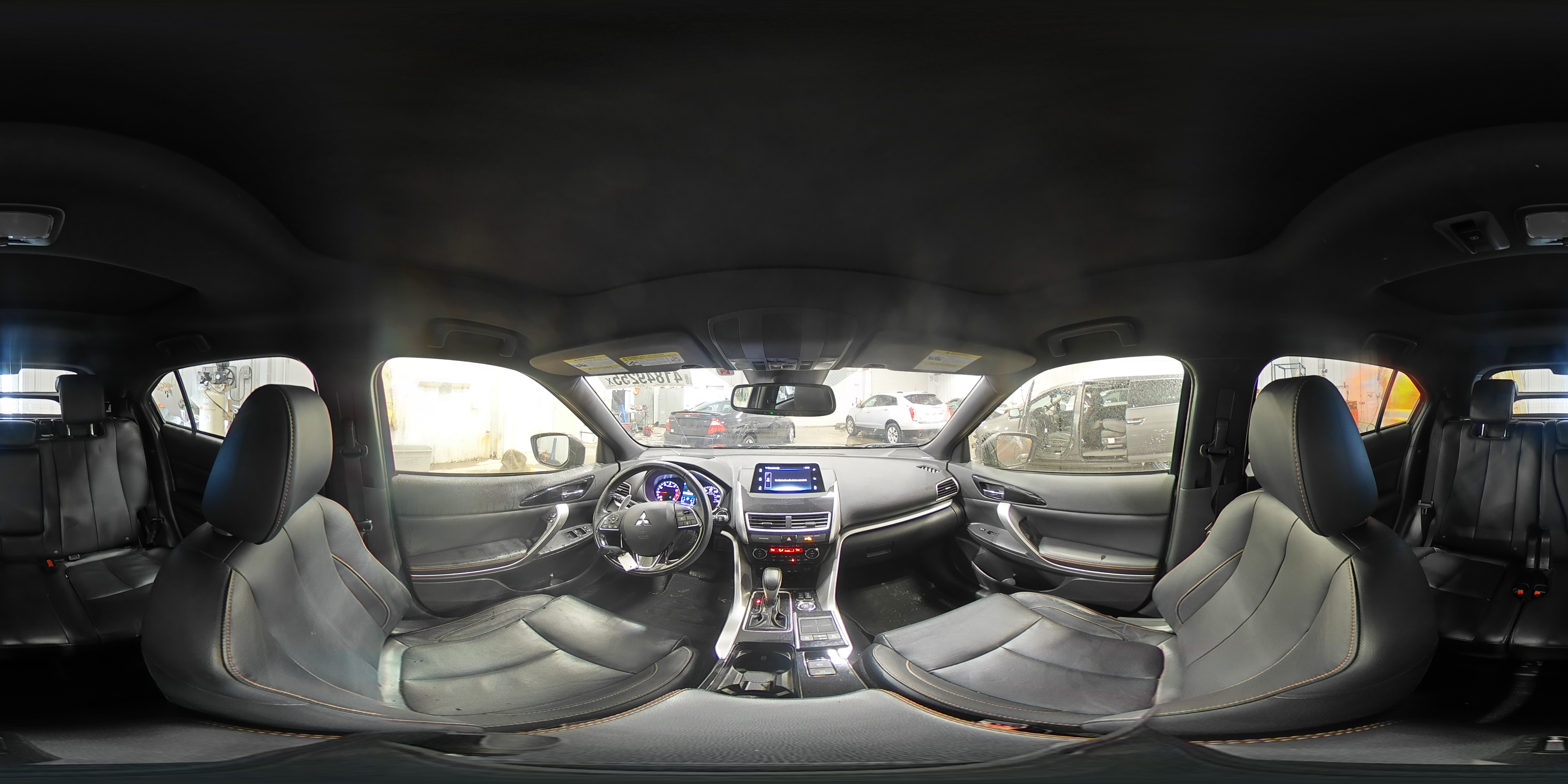 2020 Mitsubishi Eclipse - Image 16