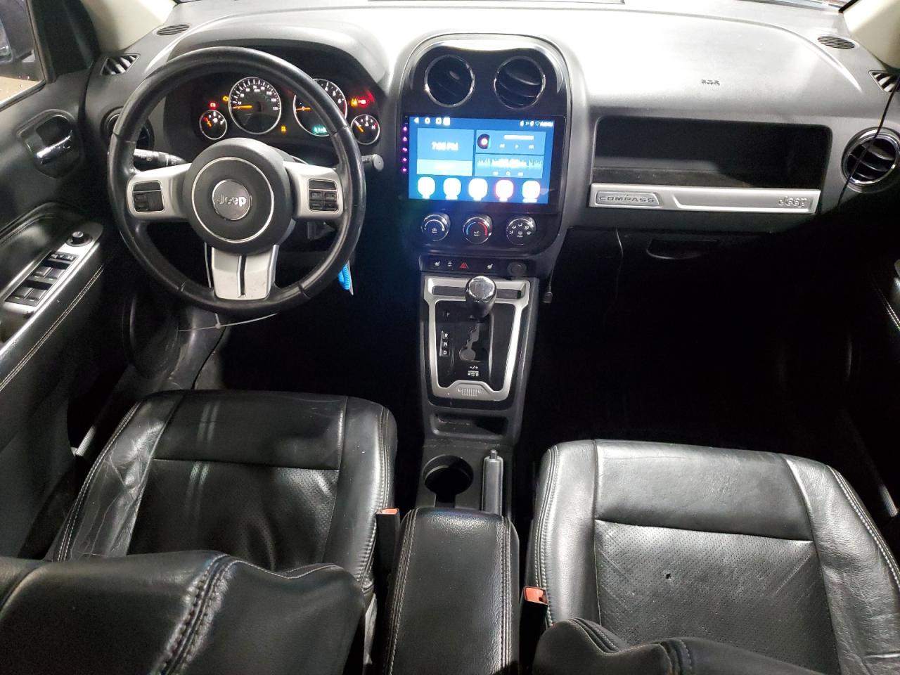 2015 Jeep Compass - Image 8