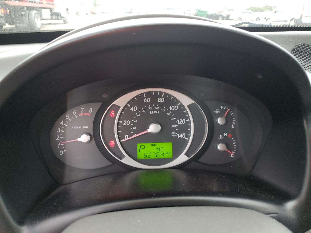 2006 Hyundai Tucson - Image 9