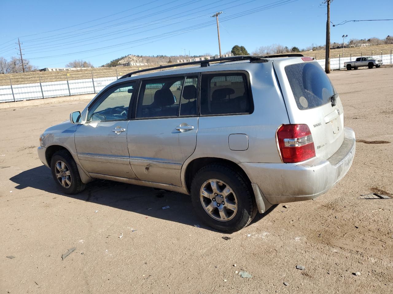 2005 Toyota Highlander - Image 2