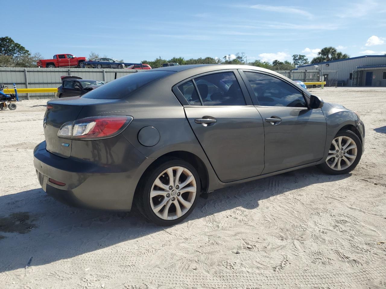 2012 Mazda 3 - Image 3