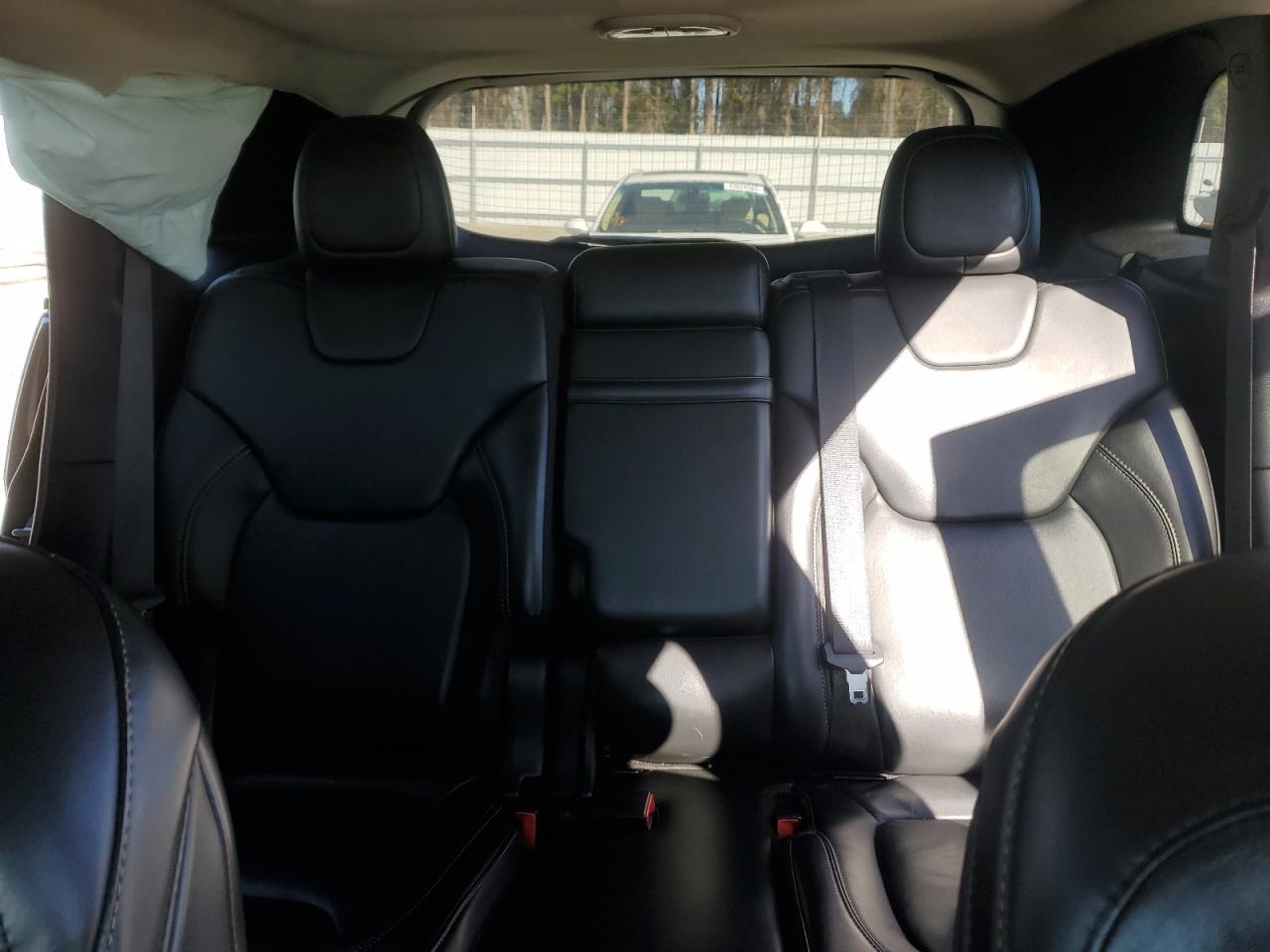 2015 Jeep Grand Cherokee - Image 10