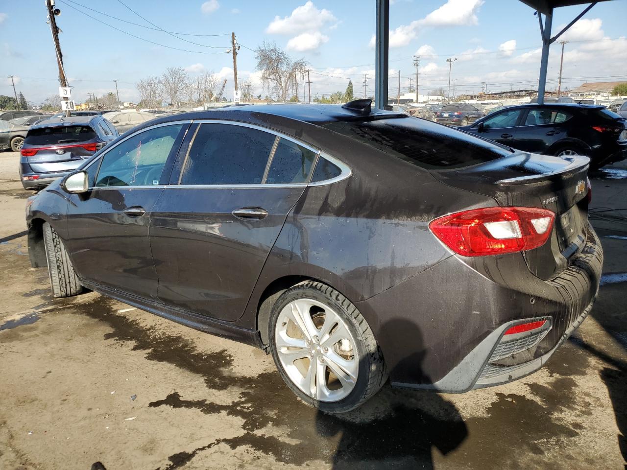 2017 Chevrolet Cruze - Image 2