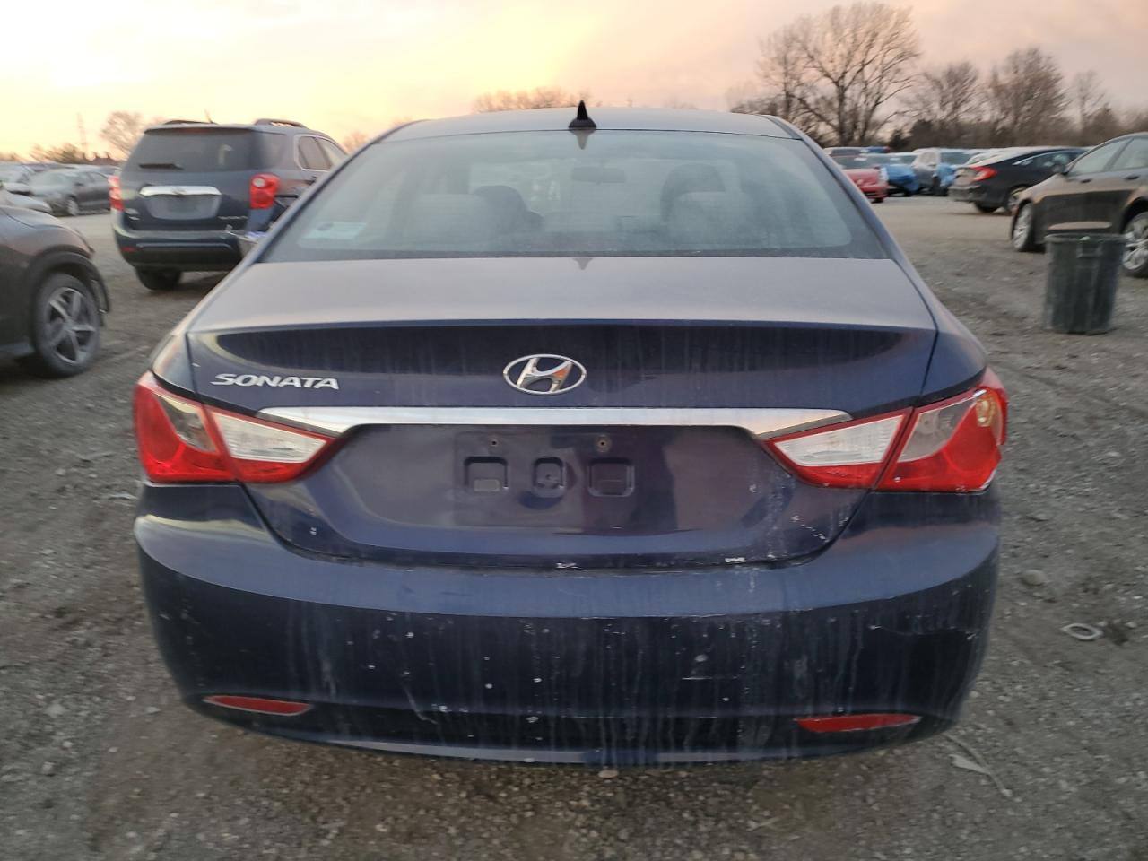 2011 Hyundai Sonata - Image 6