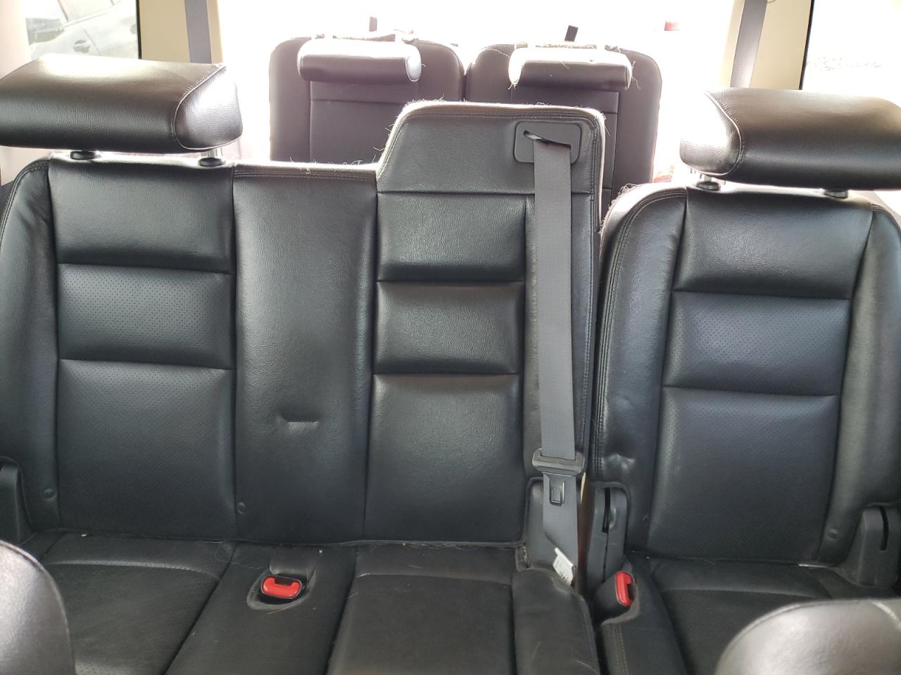 2010 Ford Explorer - Image 10