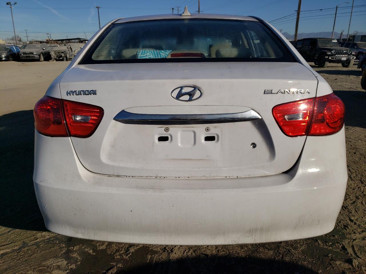 2010 Hyundai Elantra - Image 6