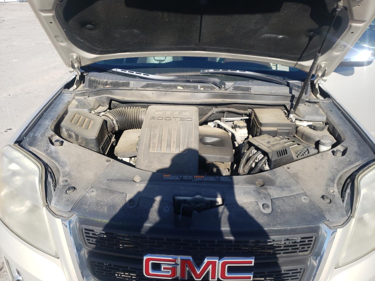 2011 GMC Terrain - Image 12
