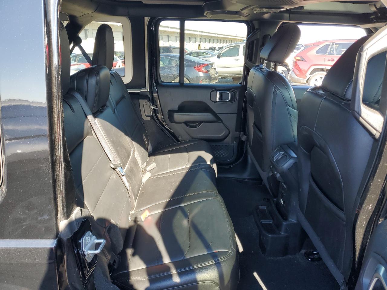 2020 Jeep Wrangler - Image 11