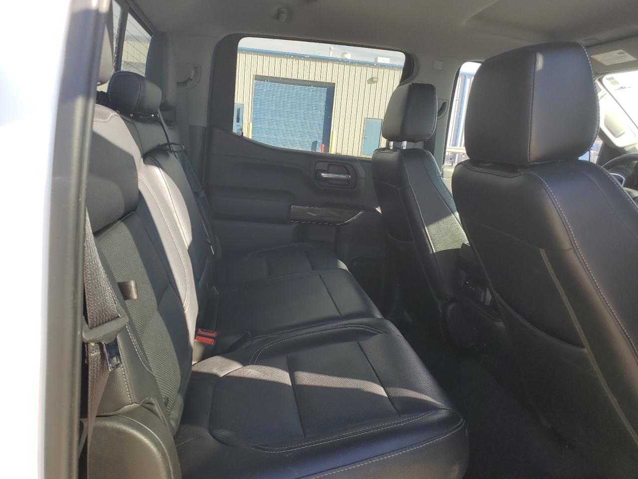 2019 Chevrolet Silverado - Image 10