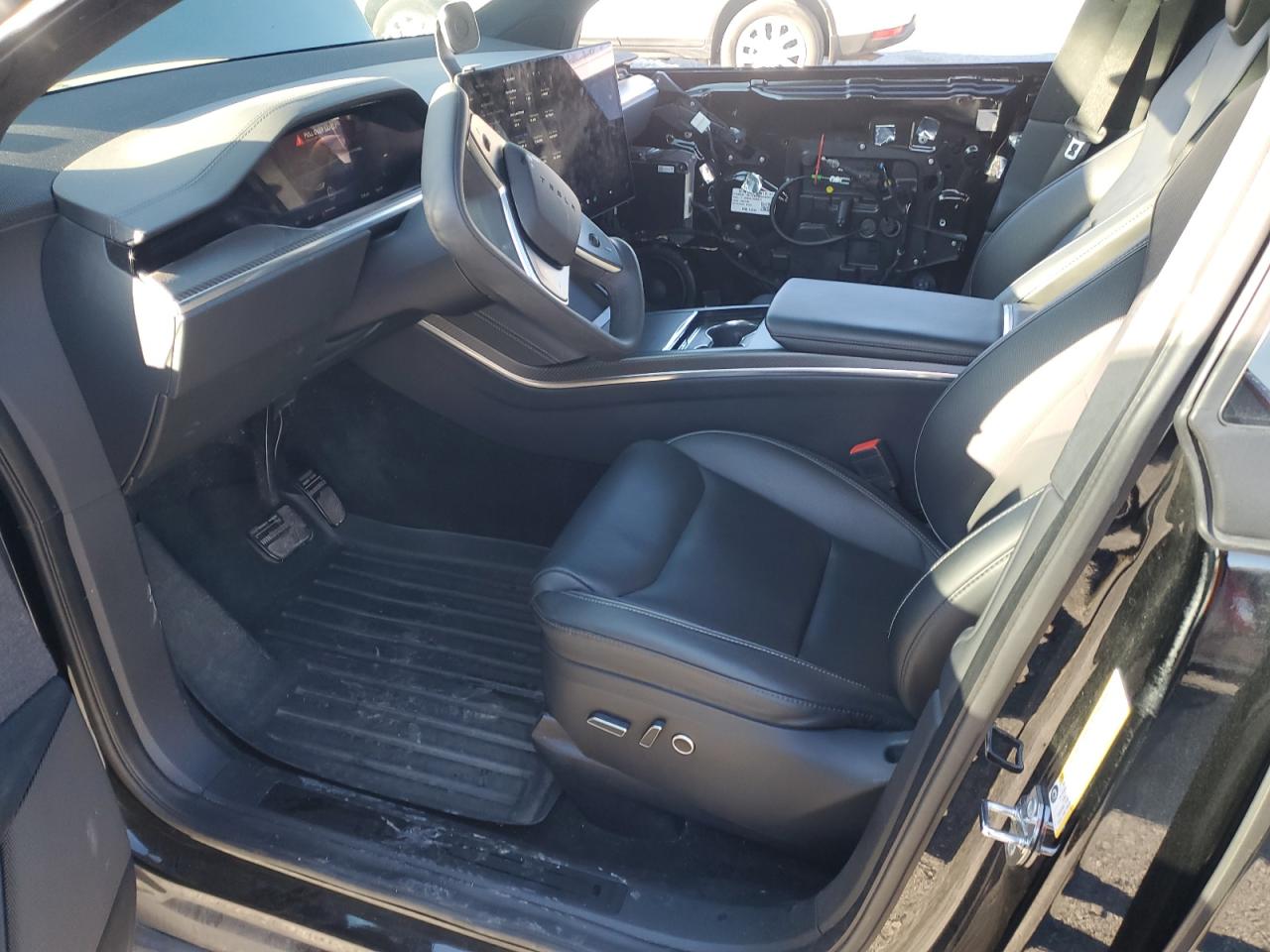 2023 Tesla Model X VIN: 7SAXCBE60PF385654 Lot: 87193414