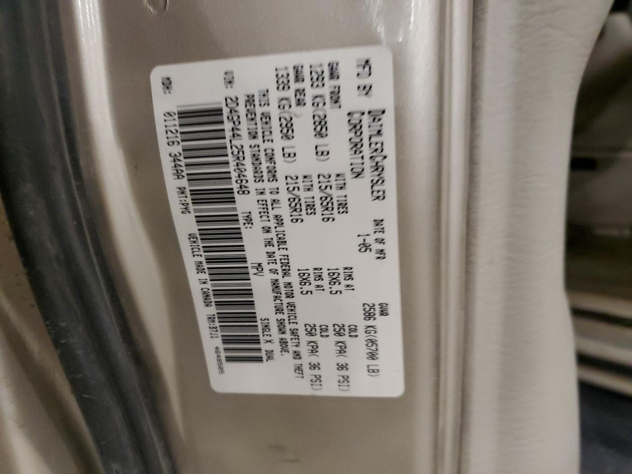 2005 Dodge Caravan - Image 13