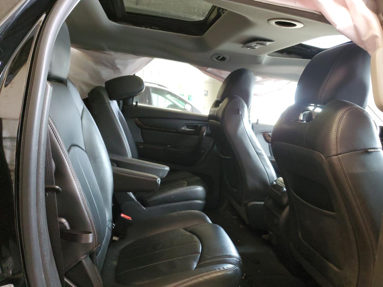 2016 GMC Acadia - Image 12