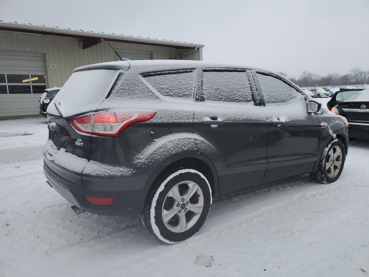 VIN 1FMCU9GX0FUA86741 2015 FORD ESCAPE no.3