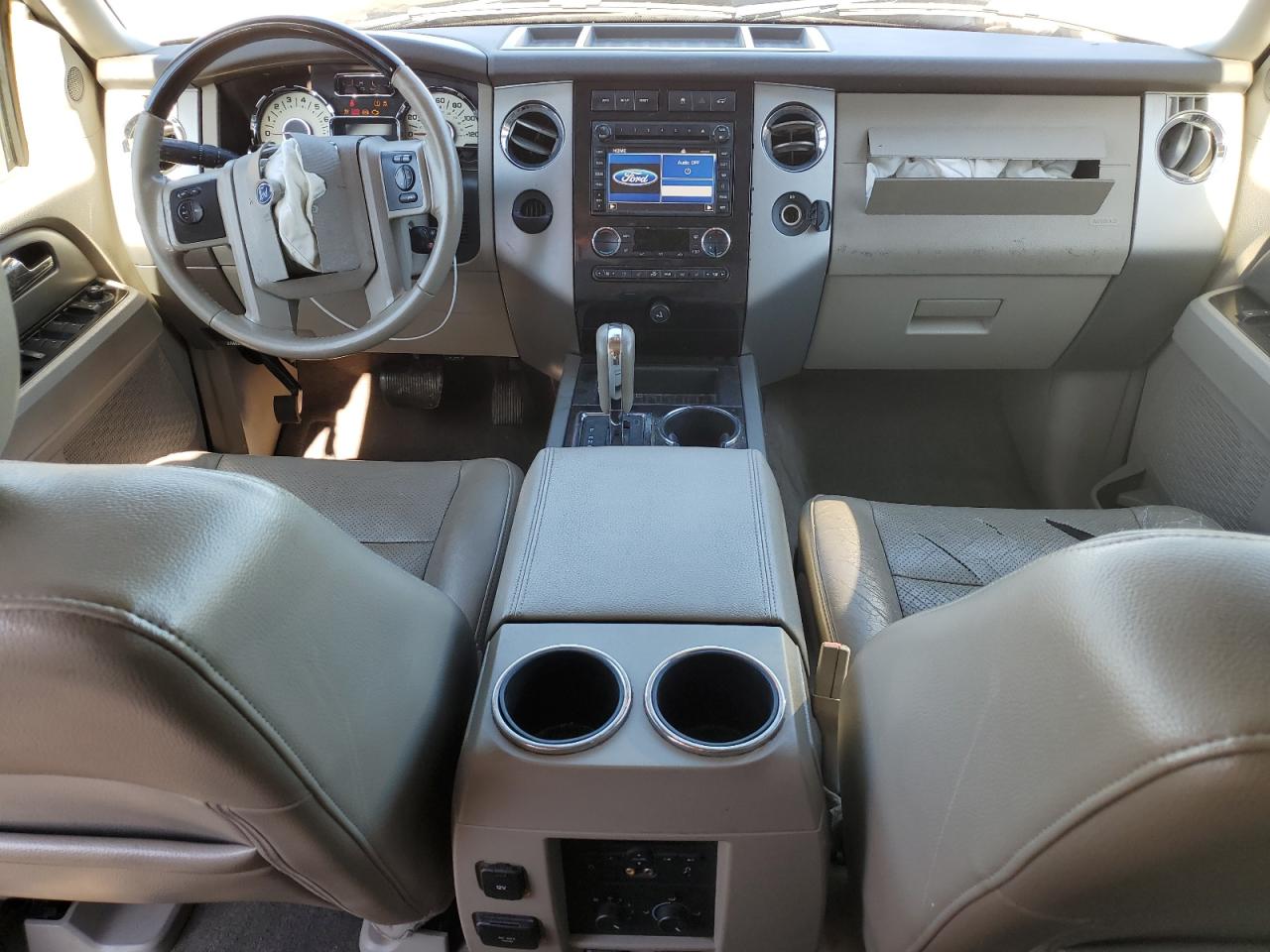 2011 Ford Expedition - Image 8