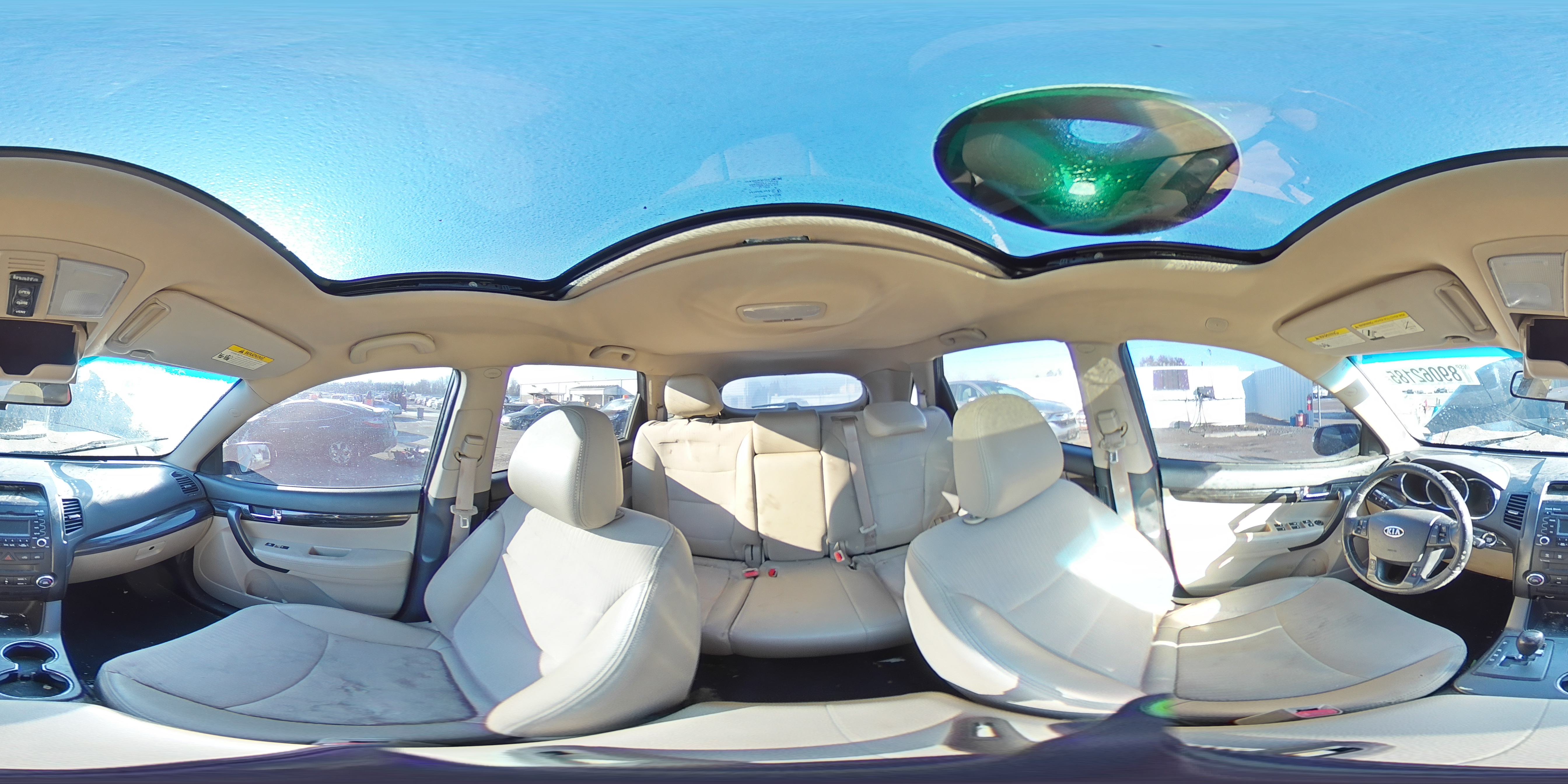 2011 Kia Sorento - Image 14