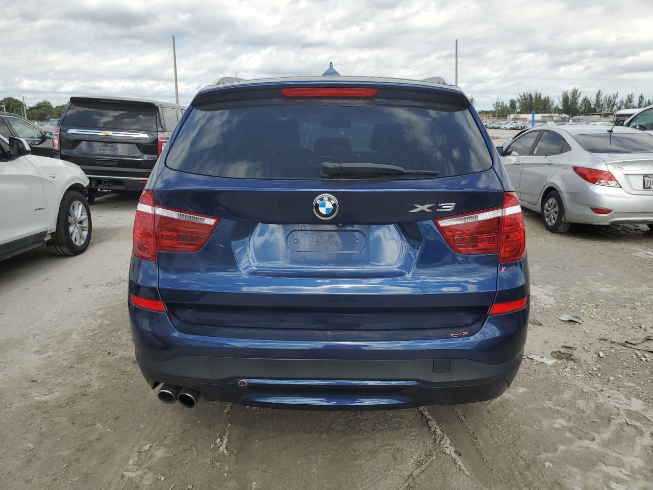 2017 BMW X3 - Image 6
