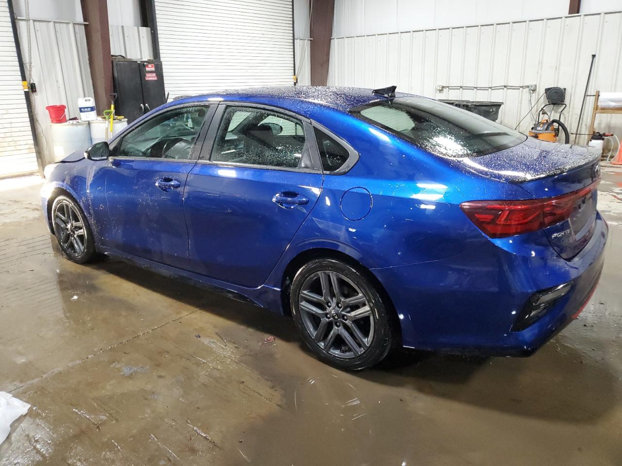 2021 Kia Forte - Image 2