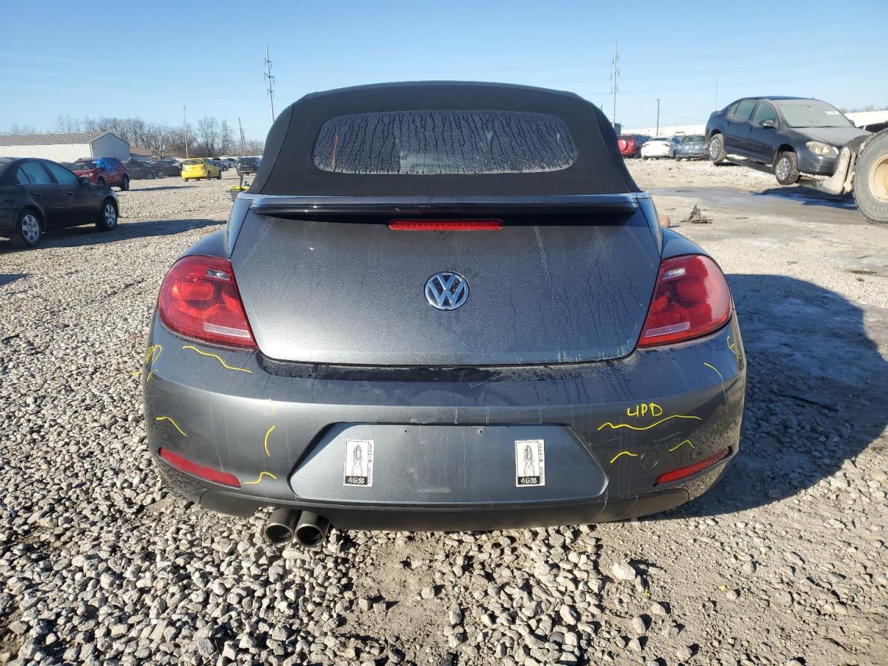 2013 Volkswagen Beetle - Image 6