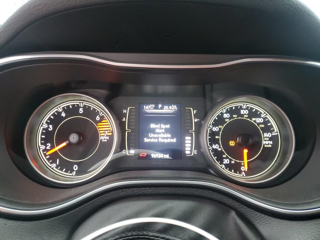 2020 Jeep Grand Cherokee - Image 9