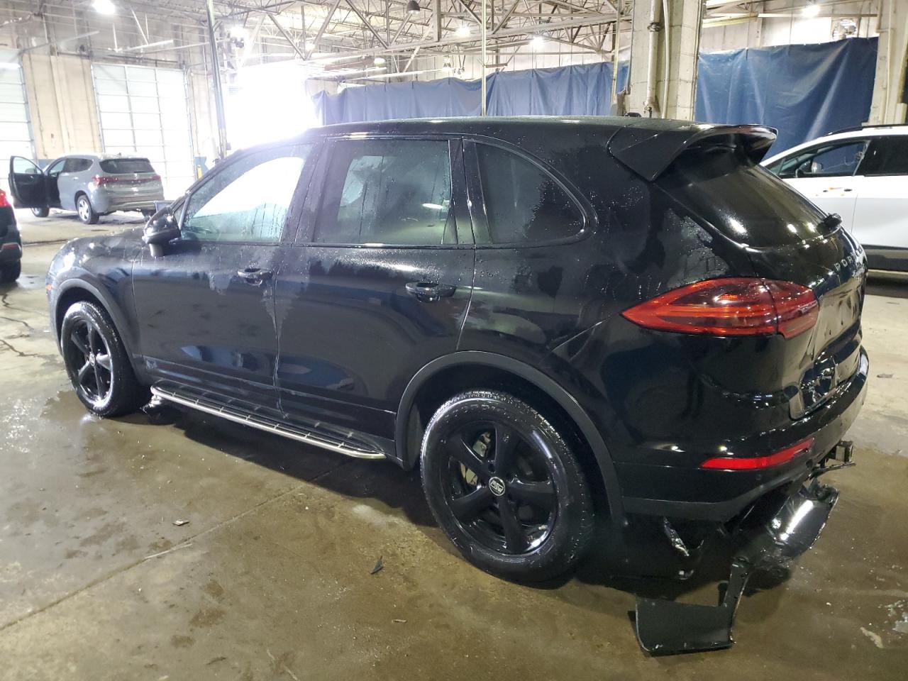 2016 Porsche Cayenne - Image 2