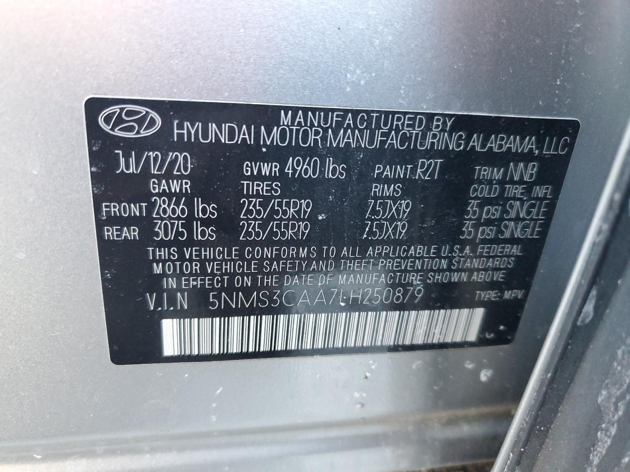 2020 Hyundai Santa Fe - Image 16
