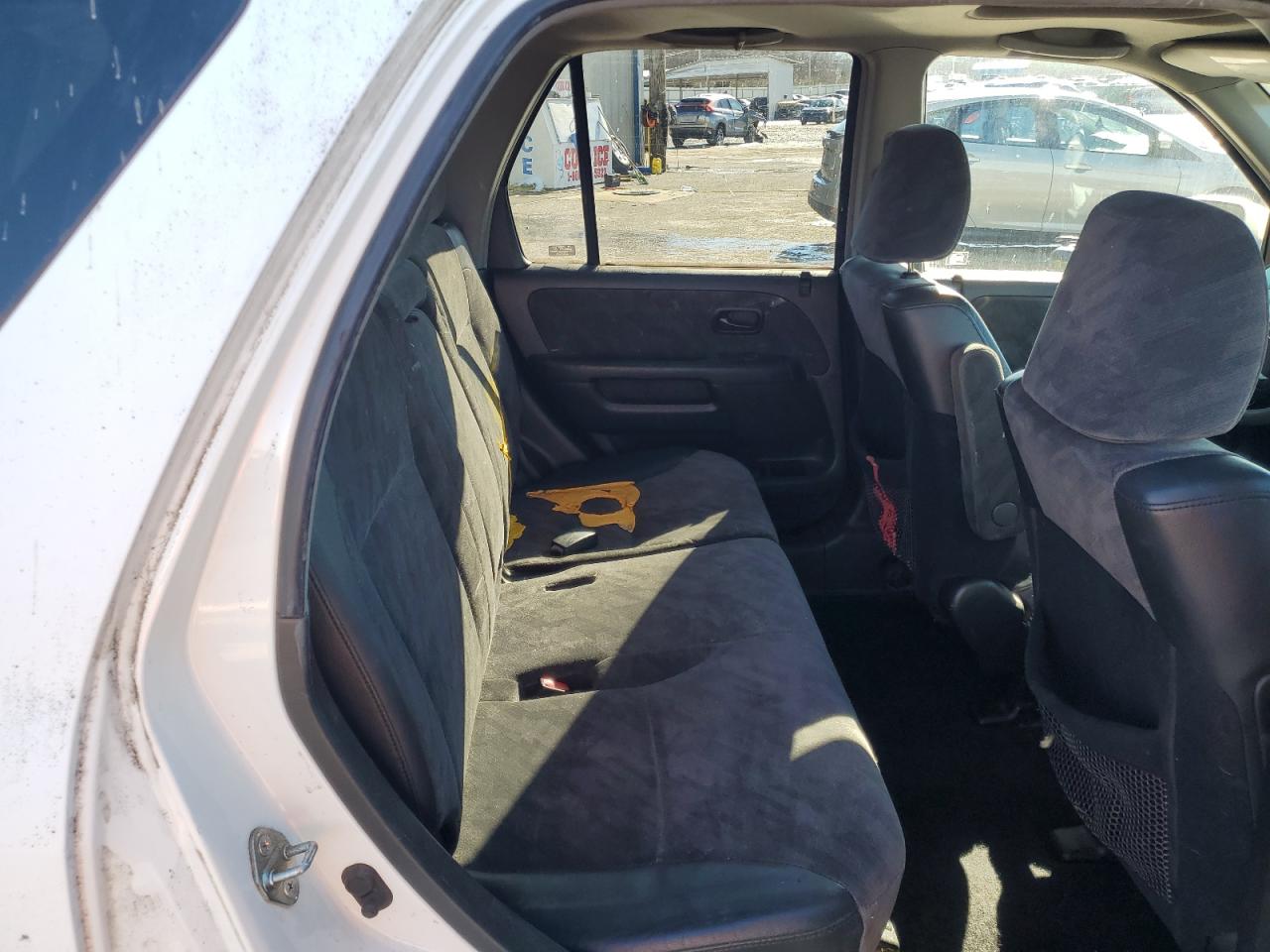 2004 Honda CR-V - Image 11