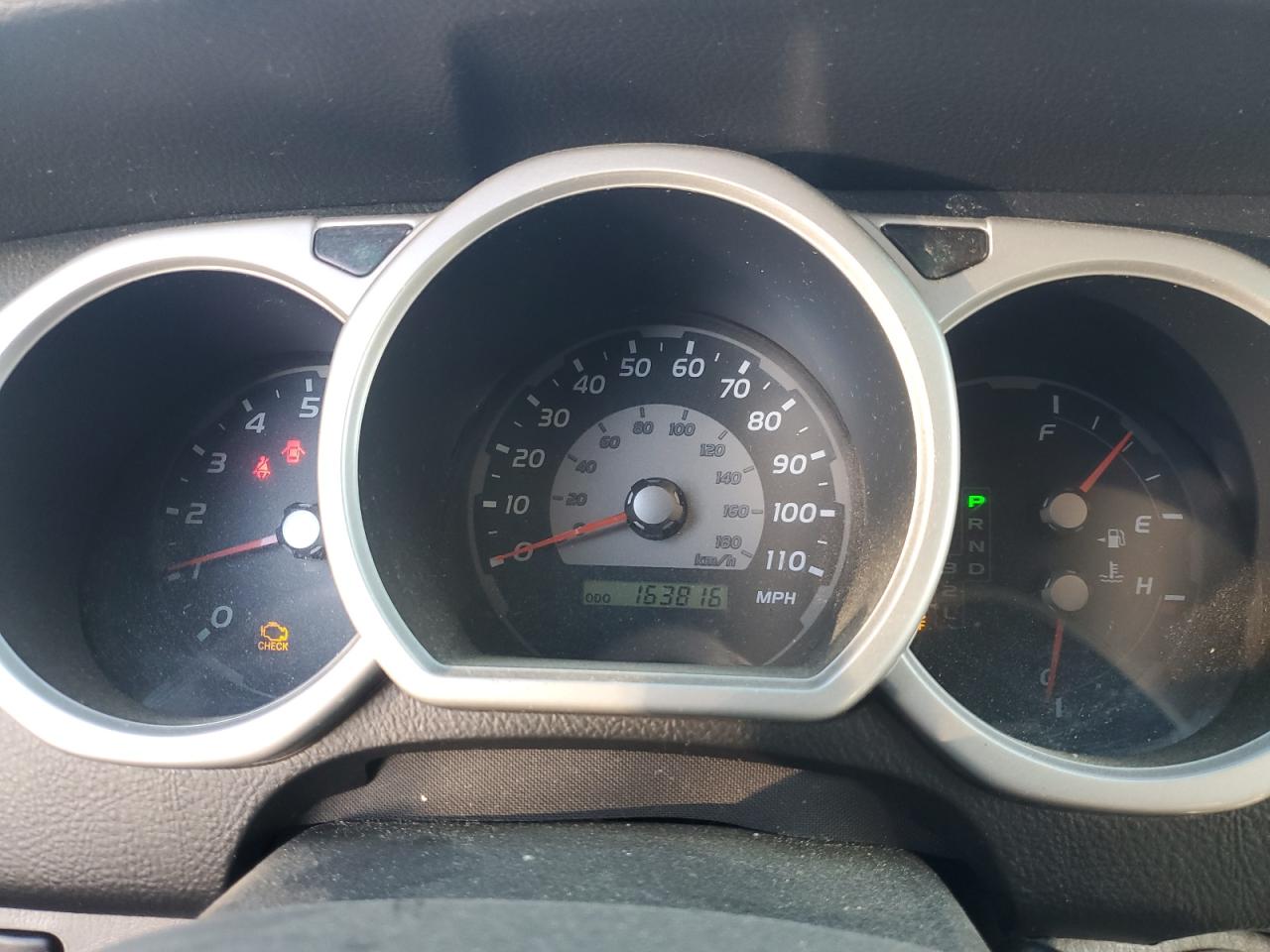 2003 Toyota 4Runner - Image 9