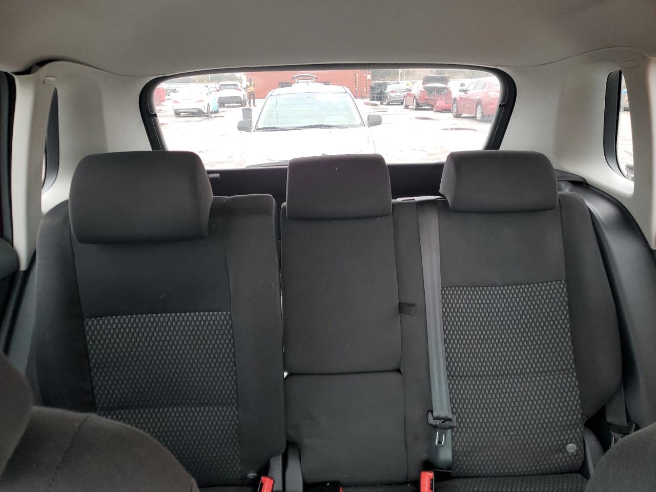 2009 Volkswagen Tiguan - Image 10
