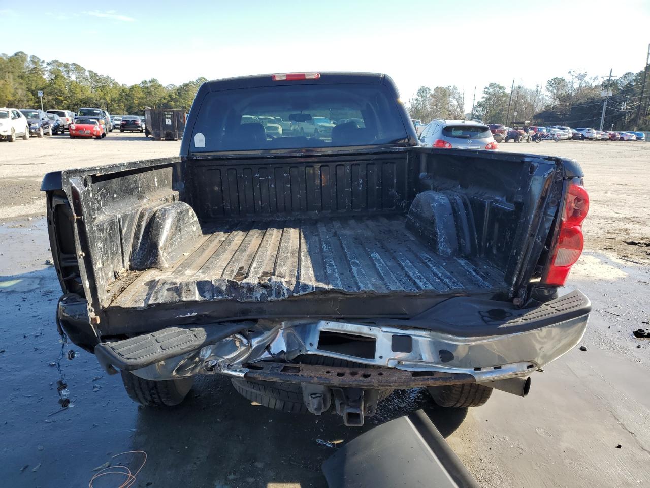 2007 Chevrolet Silverado - Image 6
