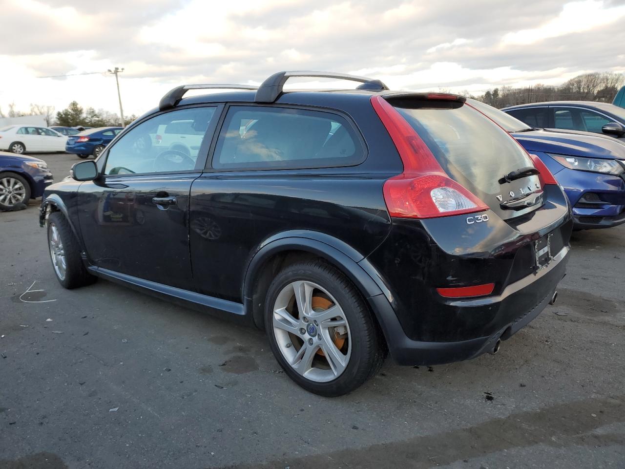 VIN YV1672MK1D2306254 2013 VOLVO C30 no.2