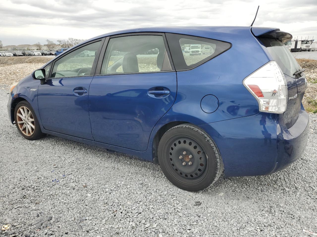 2012 Toyota Prius - Image 2
