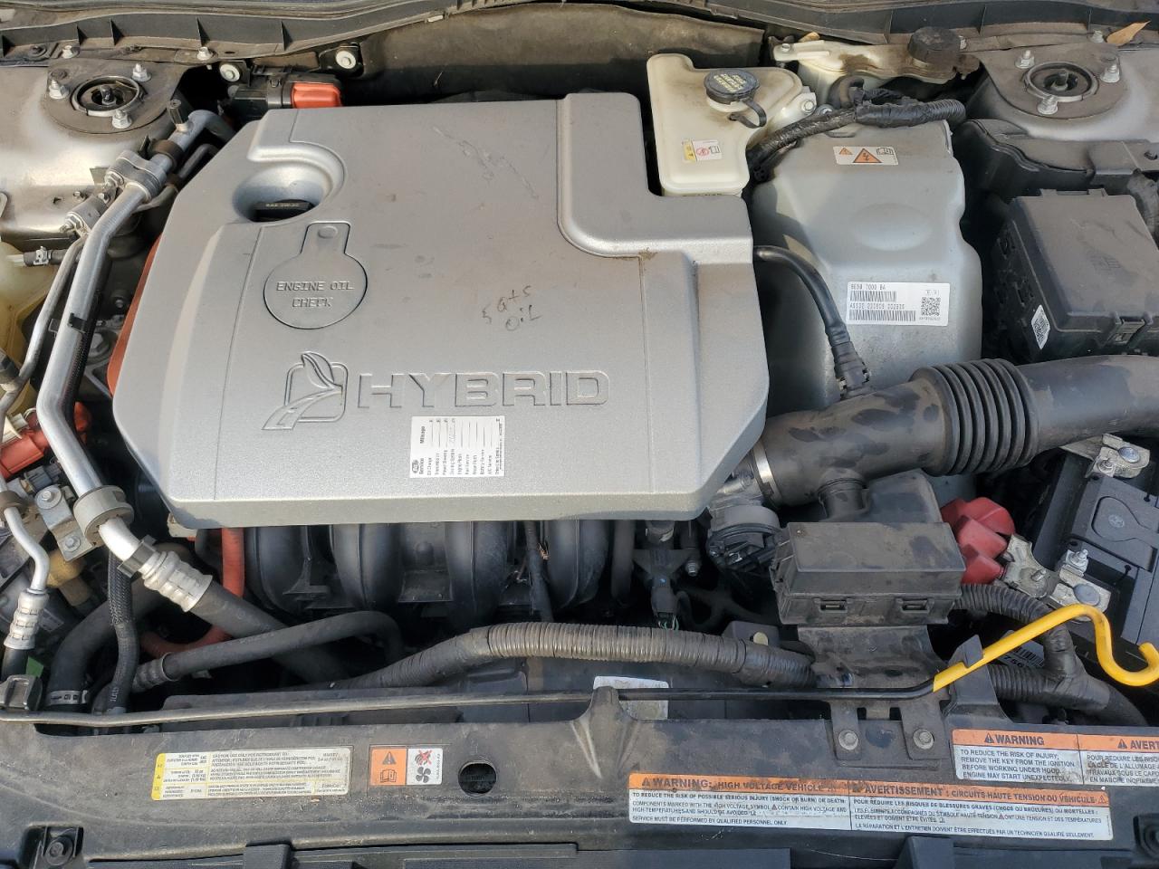2010 Ford Fusion - Image 12