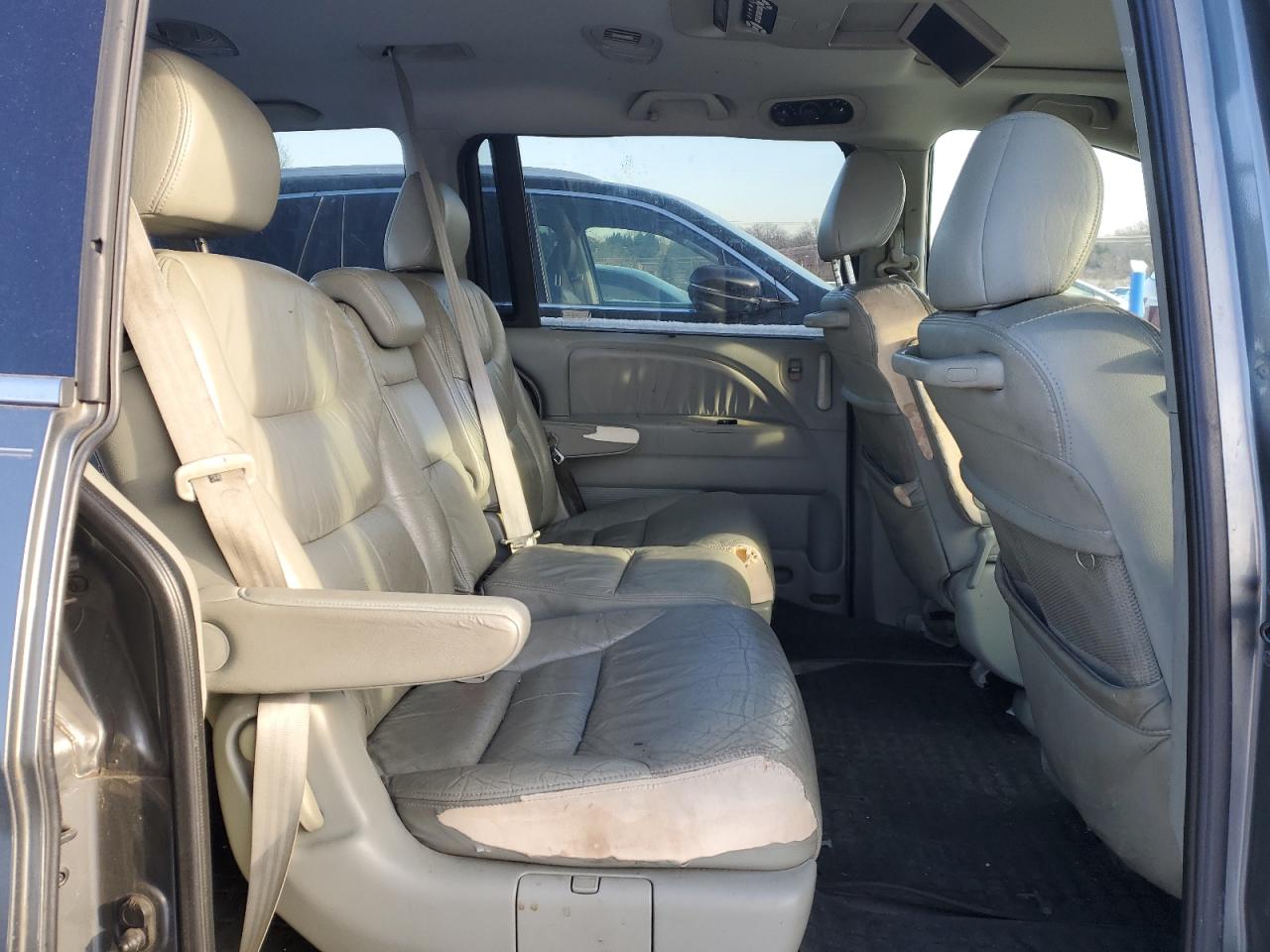 2007 Honda Odyssey - Image 11