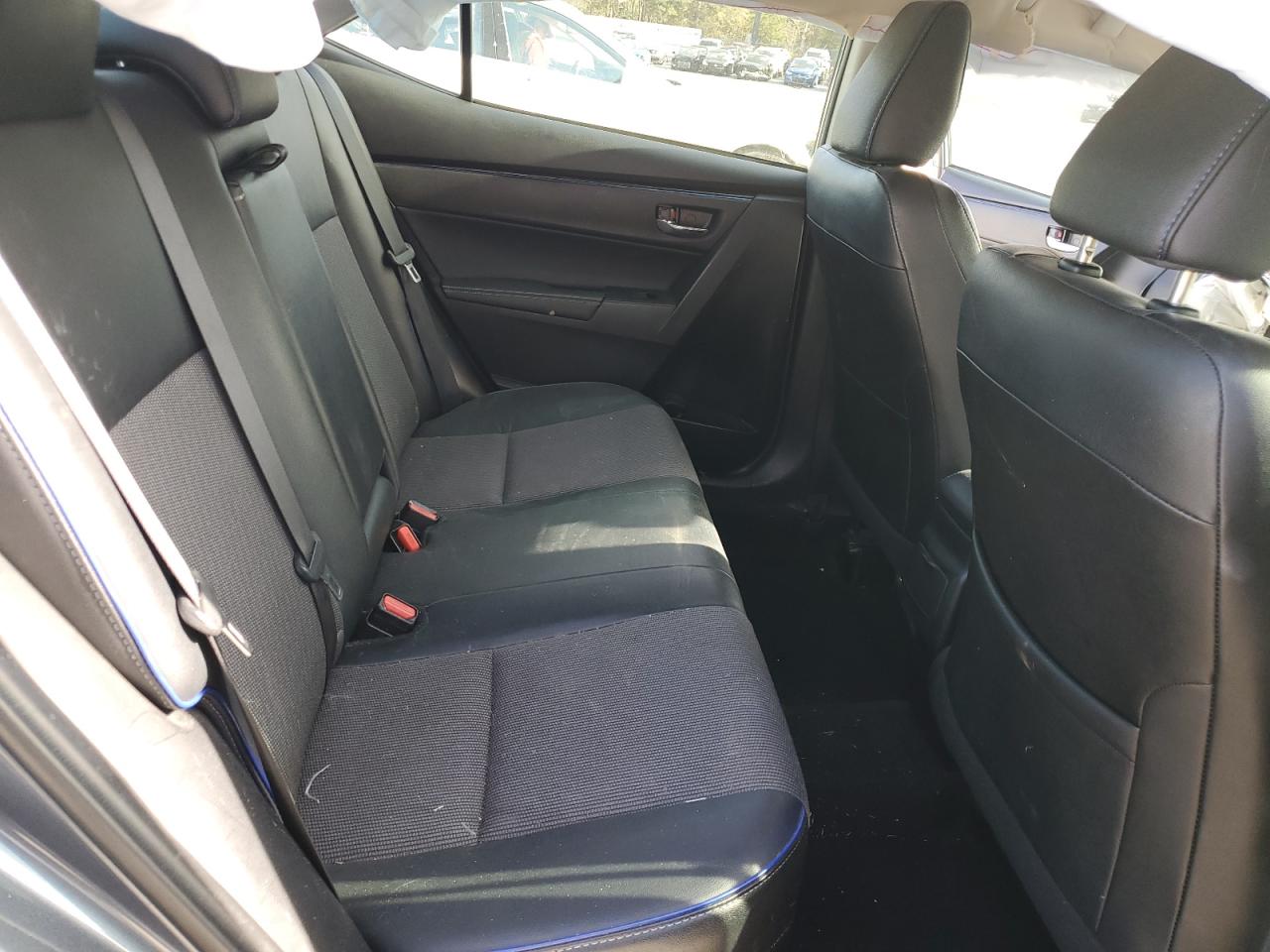 2017 Toyota Corolla - Image 10