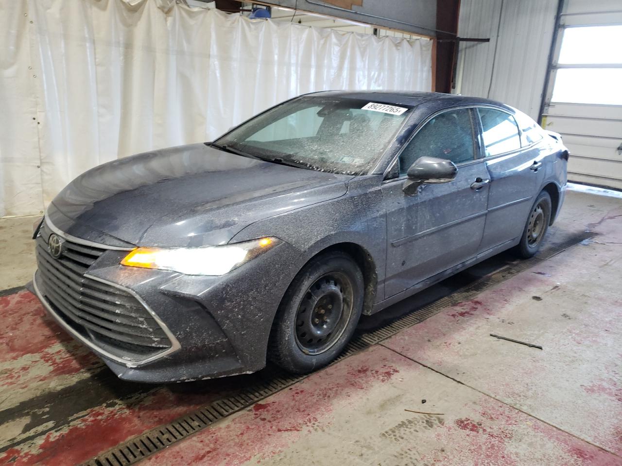 2020 Toyota Avalon - Image 1