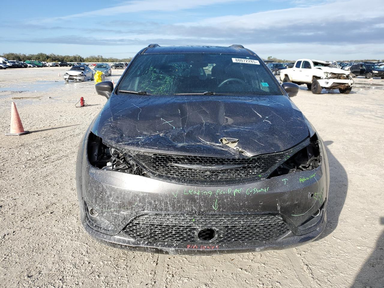 2019 Chrysler Pacifica - Image 5