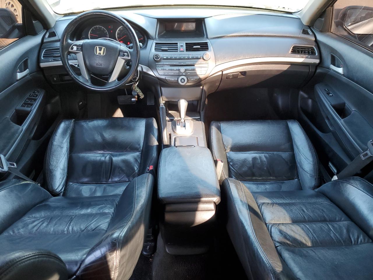2011 Honda Accord - Image 8