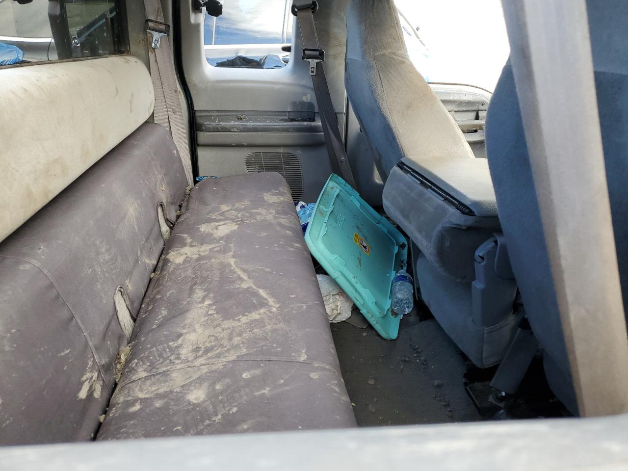 1999 Ford F250 - Image 10