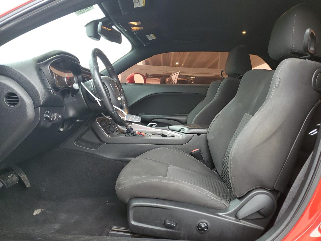 2019 Dodge Challenger - Image 7