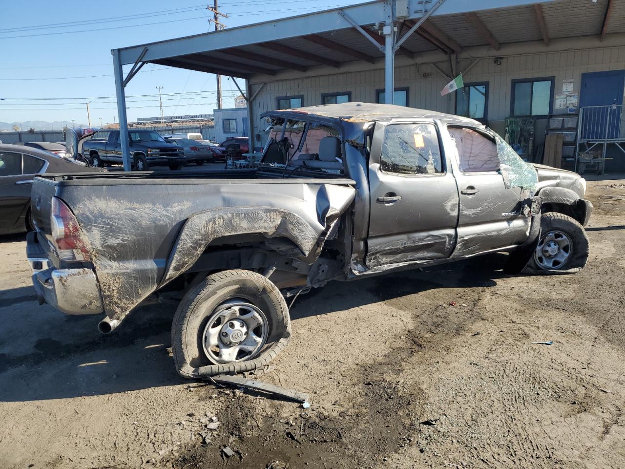 2013 Toyota Tacoma - Image 3