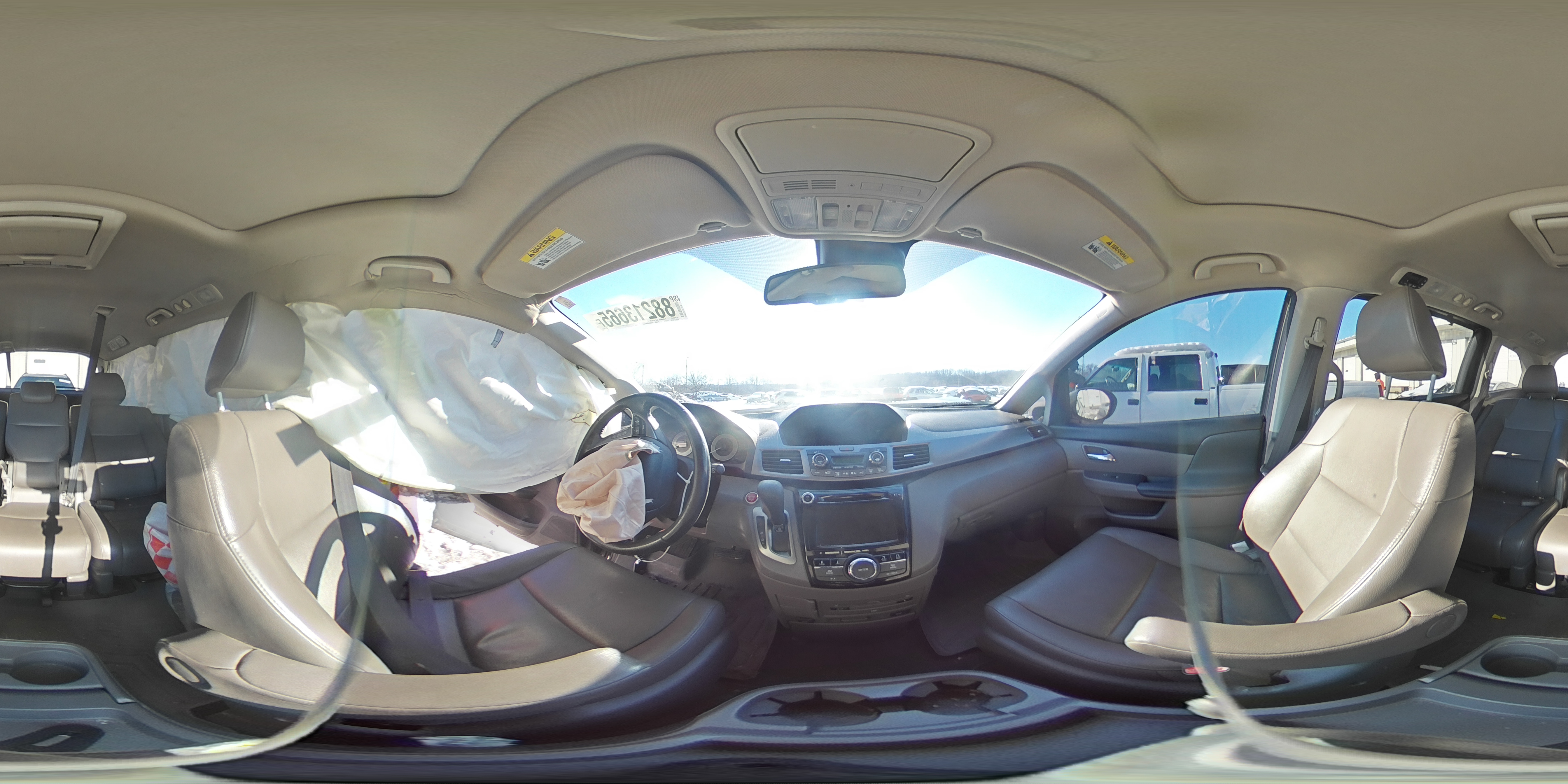 2014 Honda Odyssey - Image 13