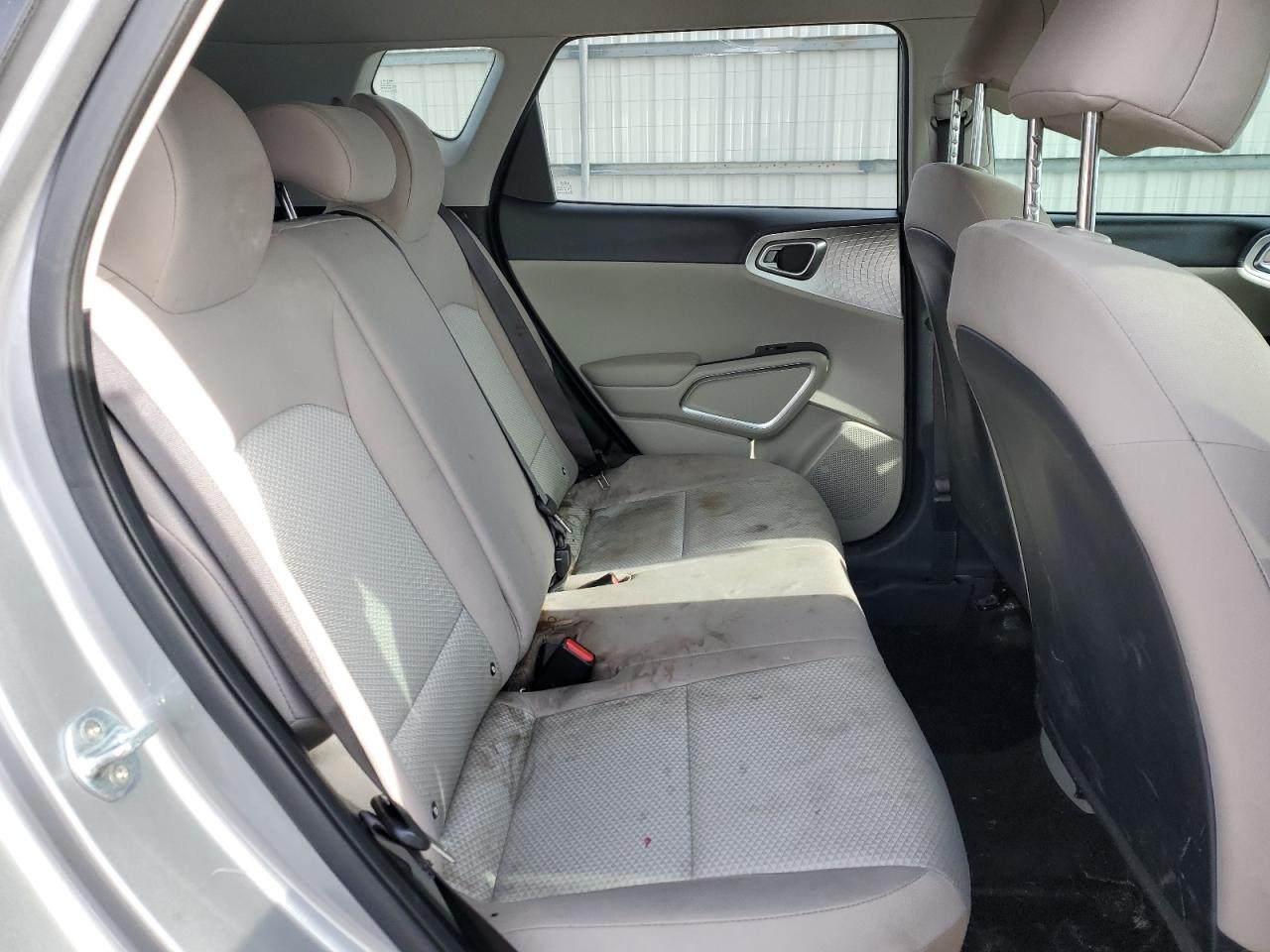 2022 Kia Soul - Image 11